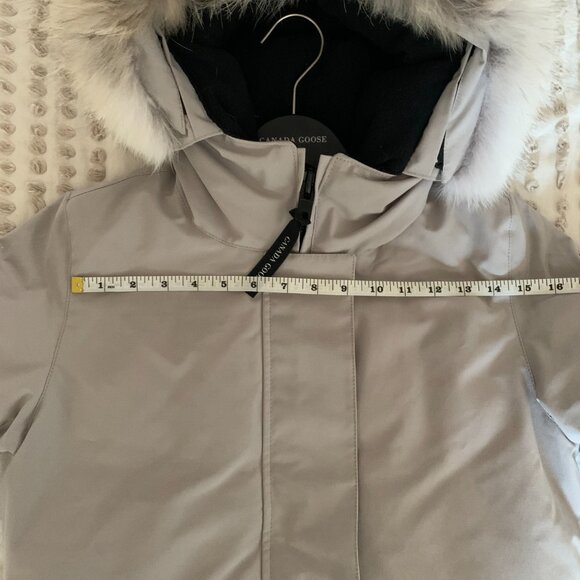 Canada Goose Victoria Parka - Picture 4 of 16